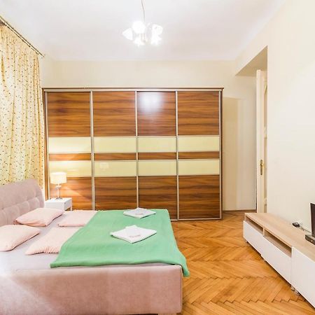 Bessara Apartment Budapest Exteriör bild