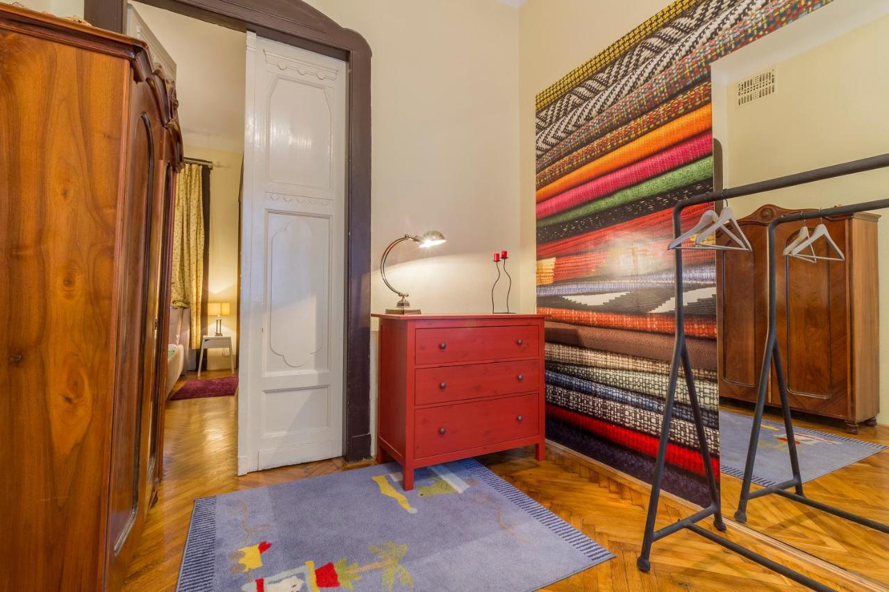 Bessara Apartment Budapest Exteriör bild