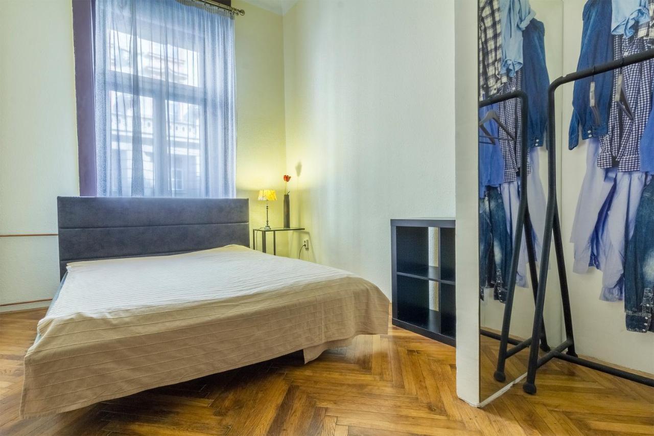Bessara Apartment Budapest Exteriör bild